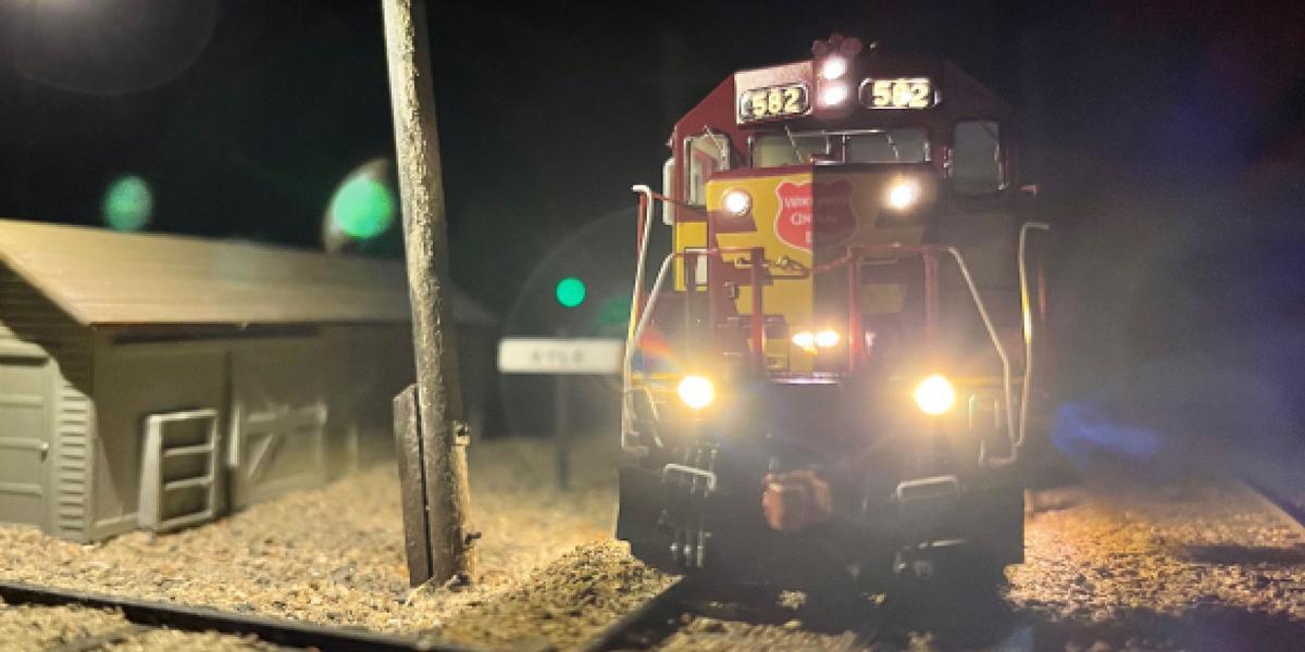 Time to Model: Getting It Right - SDL39 Flashing Ditch Lights