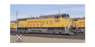 Operator N Scale GE DASH 9-44CW, Union Pacific by ScaleTrains.com