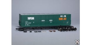 HO Evans (USRE) 5100 RBL 8’ Double-Plug-Door Boxcar, Tropicana USLX by ScaleTrains.com