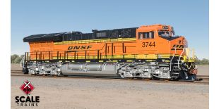 Rivet Counter HO Scale GE ET44C4, BNSF/Heritage III
